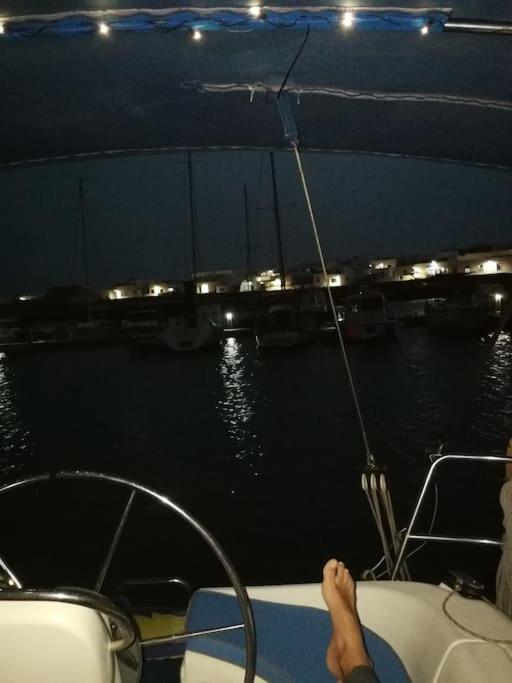 Magnifico Barco En La Graciosa Hotell Caleta de Sebo Exteriör bild