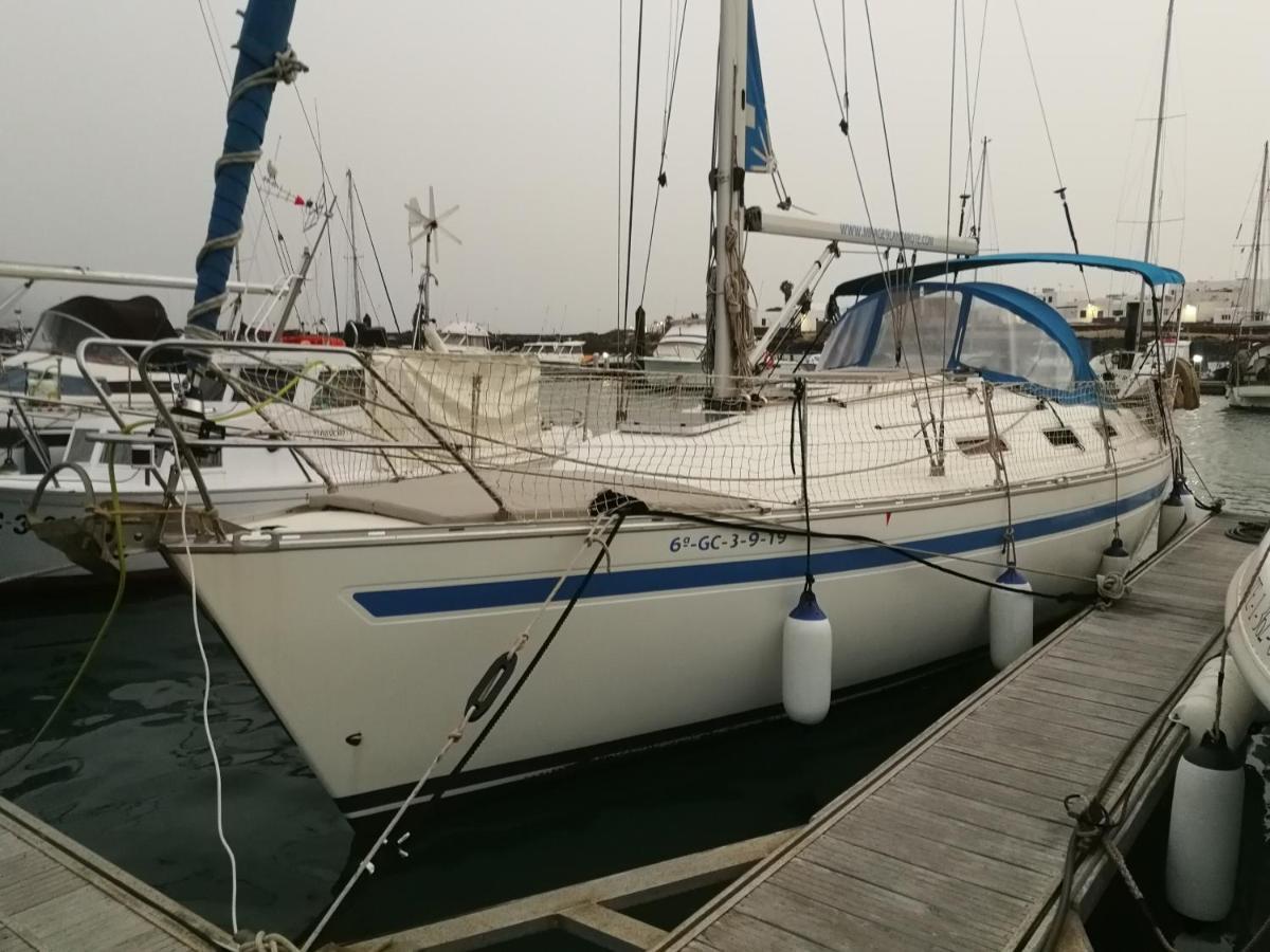 Magnifico Barco En La Graciosa Hotell Caleta de Sebo Exteriör bild