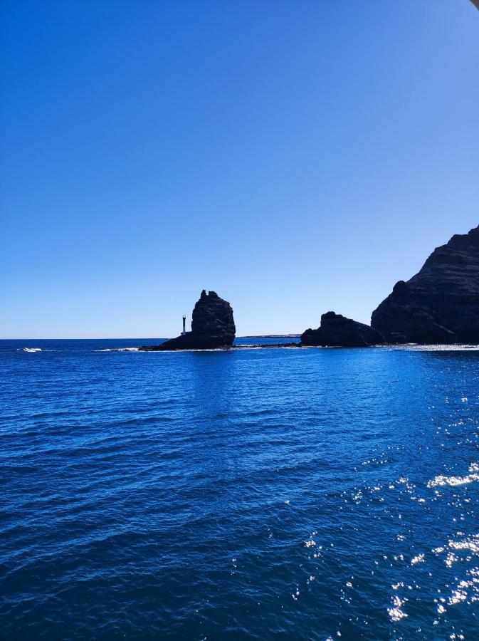 Magnifico Barco En La Graciosa Hotell Caleta de Sebo Exteriör bild